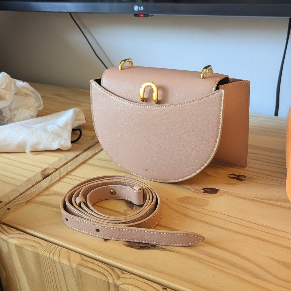 Yuzefi Edith Blush
